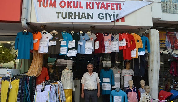 Turhan Giyim Magazasinda Butceye Uygun Okul Kiyafetleri