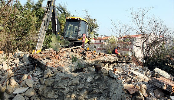 Zonguldak'ta o binalar yıkıldı