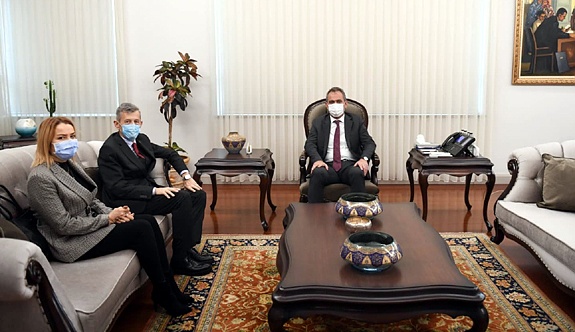 Başkan Tosun,  Bakan Özer’i ziyaret etti