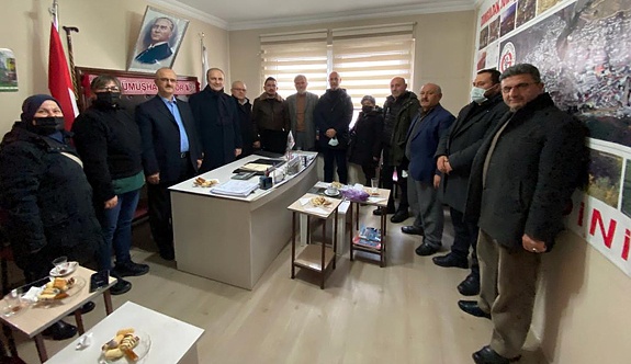 AK Parti Teşkilatı Gümüşhaneliler Derneğini ziyaret etti