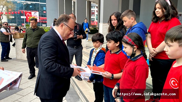 Zonguldak'ta 80 öğrenciye tablet dağıtıldı