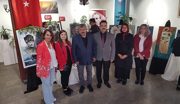 Zonguldak'ta Atatürk temalı resim sergisi açıldı