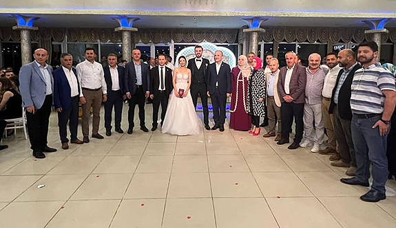 Karaman Belediye Başkanının yeğeni evlendi