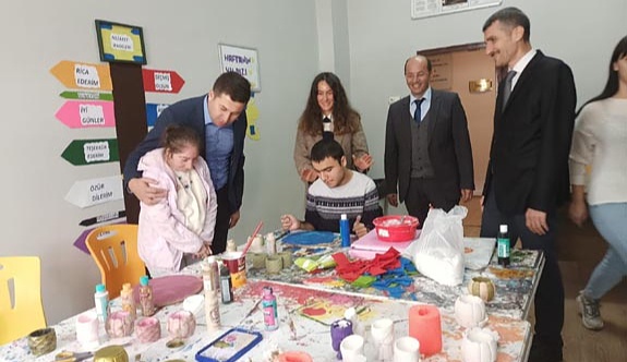 Başkan Altun, Halk Eğitimi kreş ve kurslarını ziyaret etti
