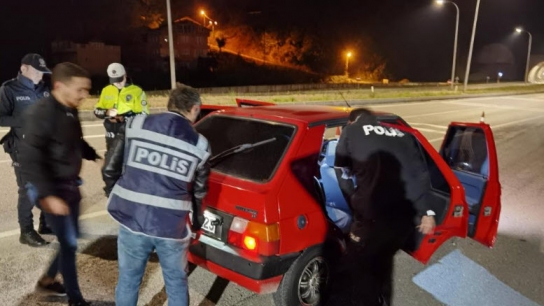 Araçları tek tek durdurup kontrol ettiler-Zonguldak Haberleri